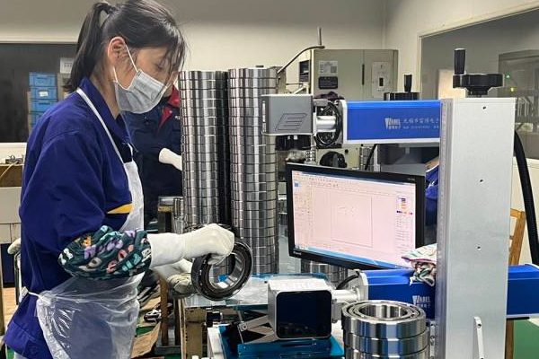 滚珠丝杠轴承选型方法是什么?有哪些常见轴承类型?