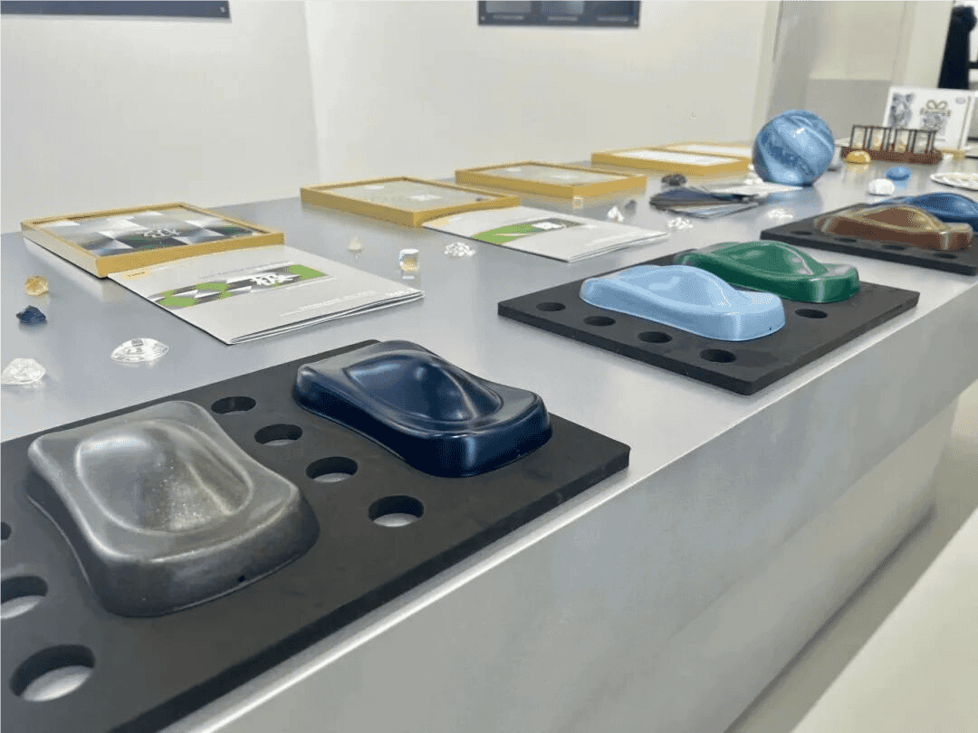 安义铝博会直击！TIGER 携合作伙伴演绎铝材门窗美学，流行色 “春辰苏绿” 吸睛全场